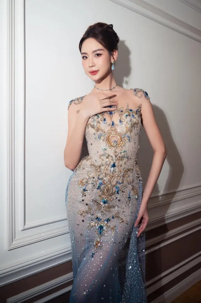 Bảo Ngọc là gương mặt được đánh giá cao về hình ảnh trí tuệ, nền tảng học vấn và cách ứng xử chừng mực